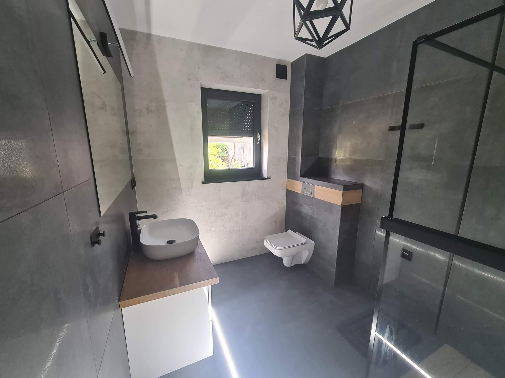 received_380850920770672